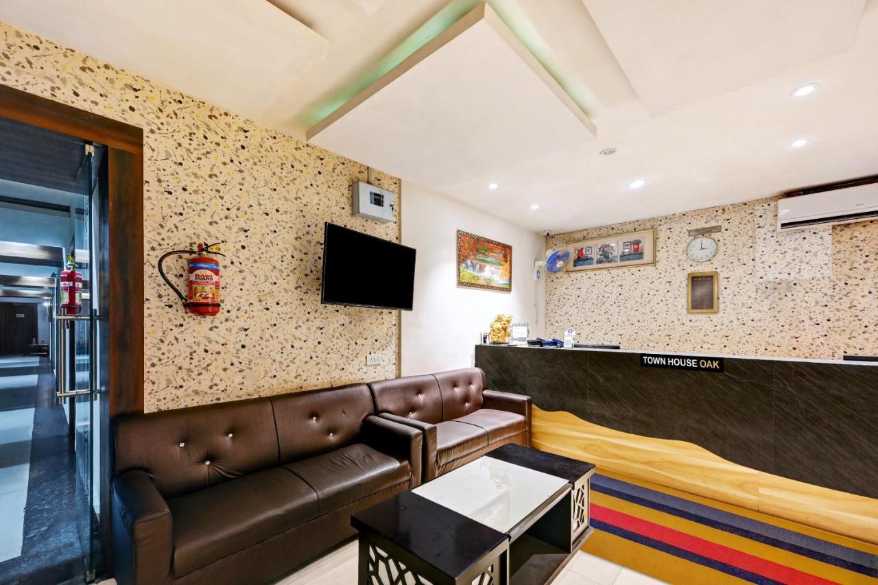 Townhouse Oak Pentagon Residency Hotel Bhubaneswar Ngoại thất bức ảnh