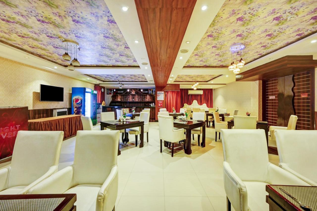 Townhouse Oak Pentagon Residency Hotel Bhubaneswar Ngoại thất bức ảnh