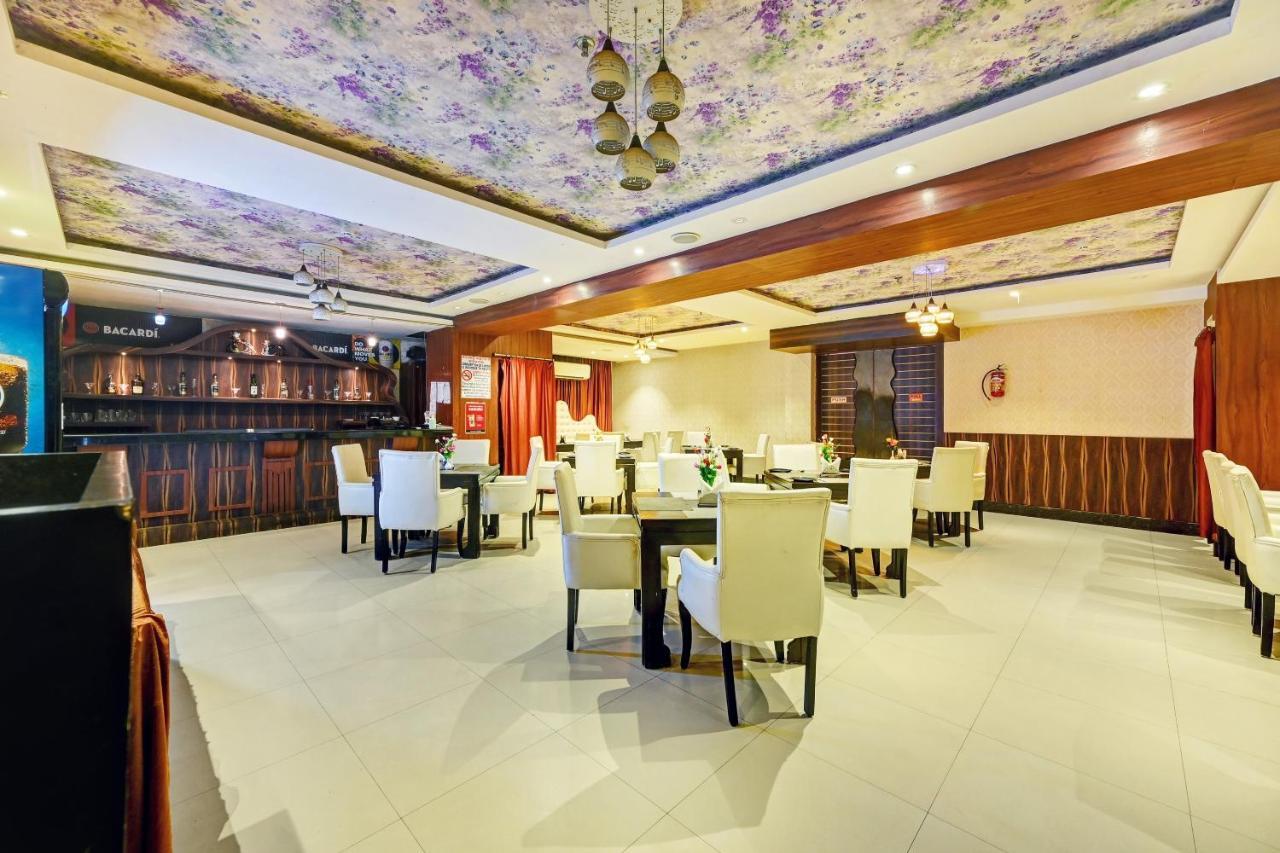 Townhouse Oak Pentagon Residency Hotel Bhubaneswar Ngoại thất bức ảnh
