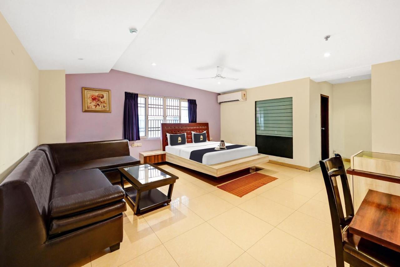 Townhouse Oak Pentagon Residency Hotel Bhubaneswar Ngoại thất bức ảnh